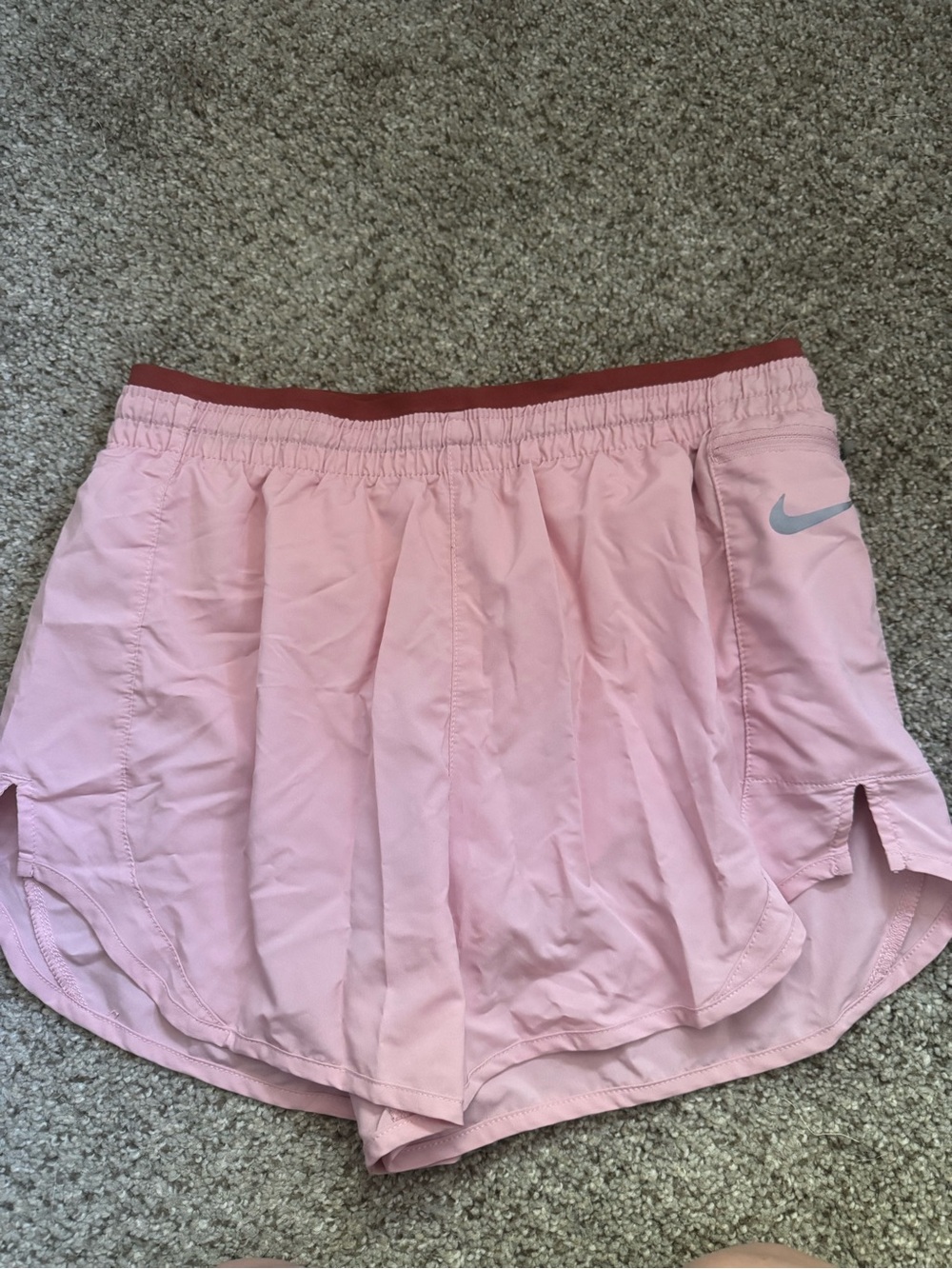 Women’s Nike Shorts- light pink sz small